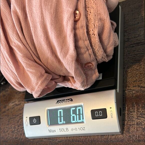 Cape Juby Women's Pink Crochet Detail Long Sleeve Button-Up Shirt Size Large - Picture 9 of 9